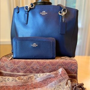 Purse and matching wallet